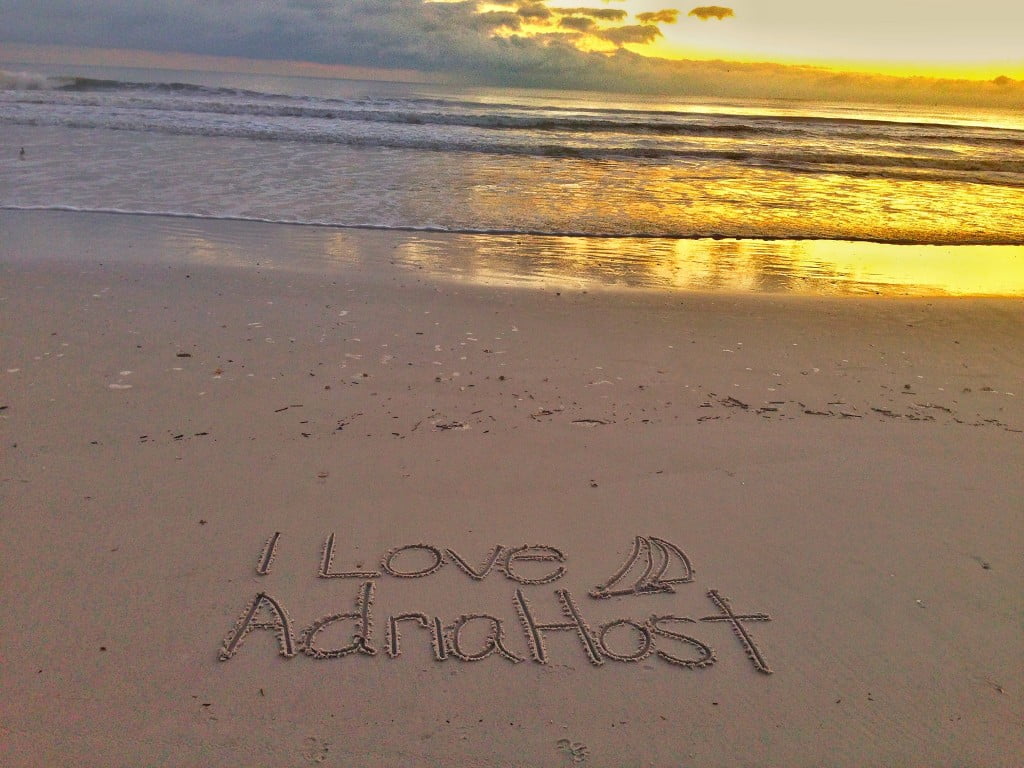 adriahost beach love