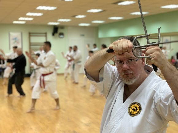sai kamae kobudo