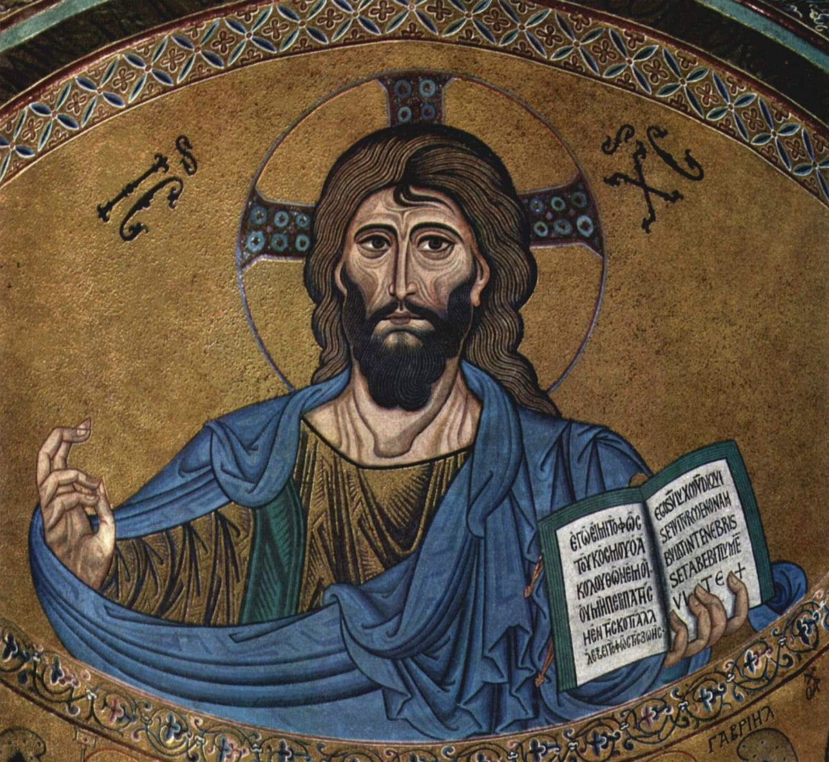 Христ Пантократор се налази у куполи сваког православног храма. Тајна је у књизи коју држи и симболу који показује.